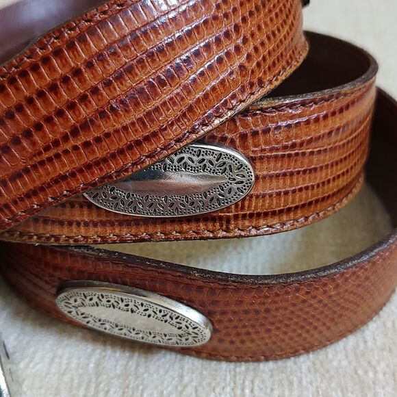 FootJoy Brown Embossed Leather Medallion Studded Men's Belt Silver Buckle & Tip - Picture 4 of 13